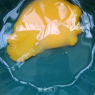 贻贝荠菜滑鹅蛋的做法步骤：4