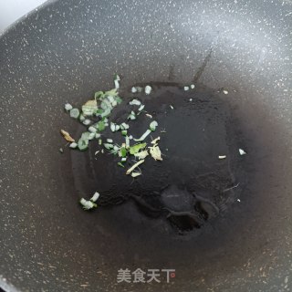 贻贝荠菜滑鹅蛋的做法步骤：8