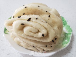 黑芝麻花卷的做法步骤：11