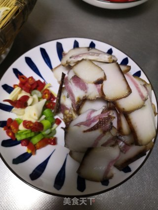 春笋炒腊肉的做法步骤：4