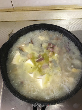 河蚌咸肉汤的做法步骤：6