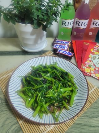 豆豉炒空心菜的做法步骤：6