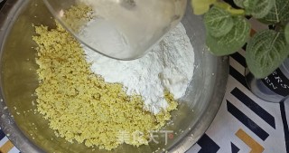 小米锅巴的做法步骤：2
