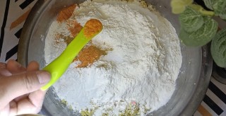 小米锅巴的做法步骤：3