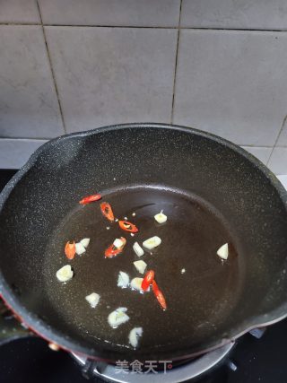 清炒青茄的做法步骤：3
