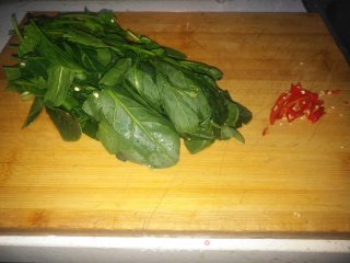 凉拌菠菜鸡皮的做法步骤：3