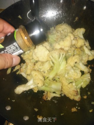 孜然菜花的做法步骤：8