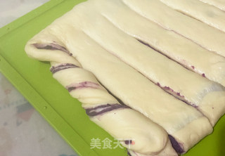 吃一次就爱上的紫薯吐司，用料十足的做法步骤：11