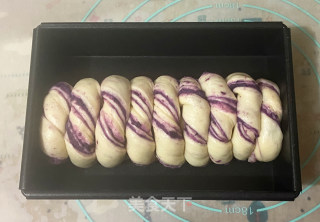 吃一次就爱上的紫薯吐司，用料十足的做法步骤：13