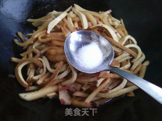 香干烧萝卜的做法步骤：7