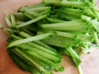 萝卜丝羊肉丸子汤的做法步骤：4