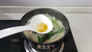菠菜鸡蛋面的做法步骤：6
