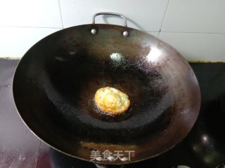 香菇鸡蛋米粉的做法步骤：4