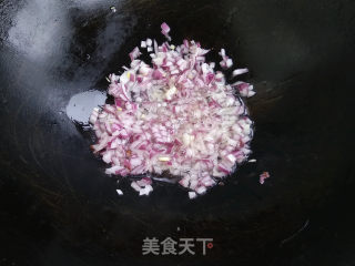 虾仁时蔬炒饭的做法步骤：8