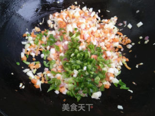 虾仁时蔬炒饭的做法步骤：10