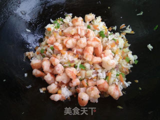 虾仁时蔬炒饭的做法步骤：13