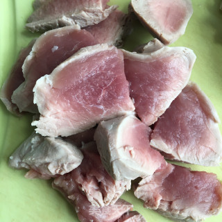 菌菇瘦肉煲猪肚的做法步骤：3