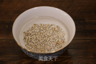 筒骨裙带菜冬瓜汤+玉米饭的做法步骤：5