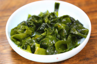 筒骨裙带菜冬瓜汤+玉米饭的做法步骤：11