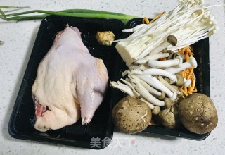 菌菇鸭汤的做法步骤：1