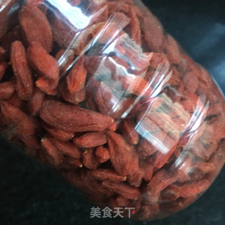 香菜生姜枸杞水的做法步骤：1