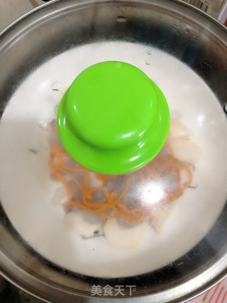 芋头蒸虾仁的做法步骤：9