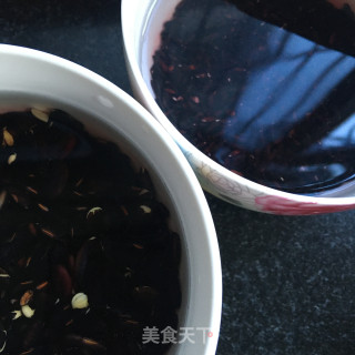 西洋参三黑米糊的做法步骤：3