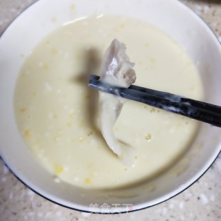 椒盐脆皮平菇的做法步骤：4