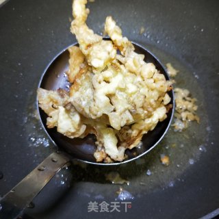 椒盐脆皮平菇的做法步骤：7