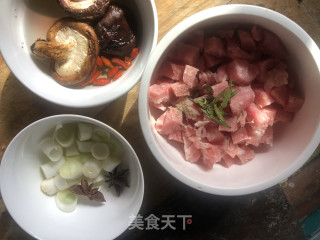 家常版老北京炸酱面的做法步骤：4