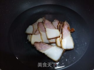 腊肉炒藠头的做法步骤：3