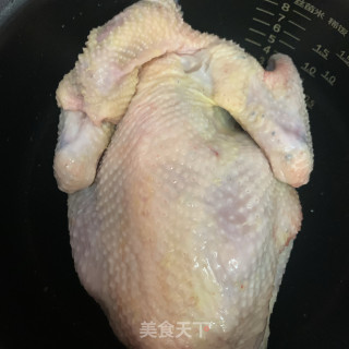 电饭煲焖鸡的做法步骤：2
