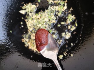 酱香手撕包菜的做法步骤：4