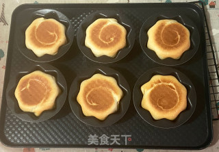 肉松满满巨柔软！奶香肉松小餐包~的做法步骤：13