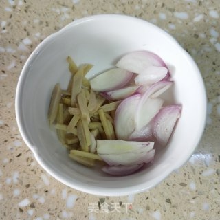 鲜虾汤面的做法步骤：4