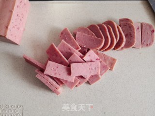 荷兰豆炒午餐肉的做法步骤：4