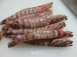 红烧大虾的做法步骤：2