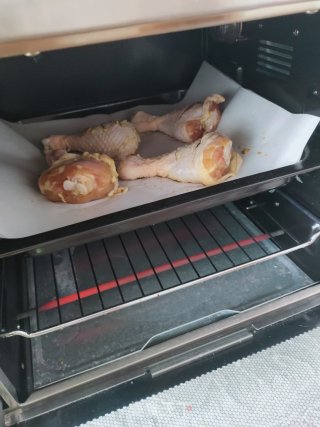 蒜香烤鸡腿的做法步骤：5