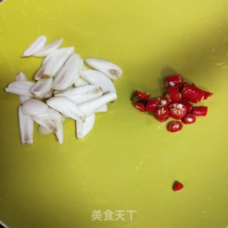 辣炒白菜心的做法步骤：3
