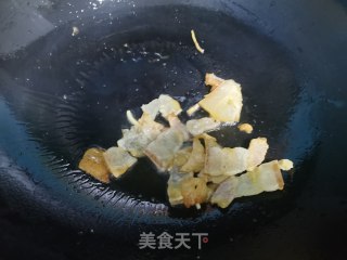 腊肉烧笋的做法步骤：4