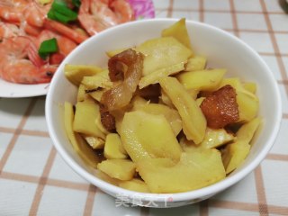 腊肉烧笋的做法步骤：9