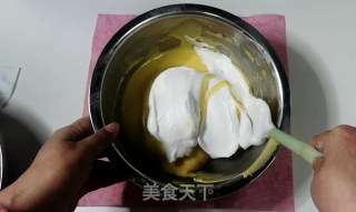 烫面法制作柔嫩的古早蛋糕的做法步骤：12