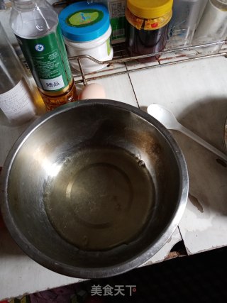 戚风蛋糕的做法步骤：1