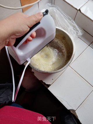 戚风蛋糕的做法步骤：4