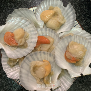 蒜蓉粉丝蒸元贝的做法步骤：2