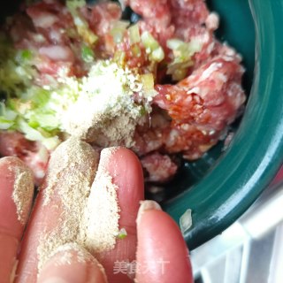 “酸甜开胃菜”菠萝咕咾肉丸的做法步骤：7