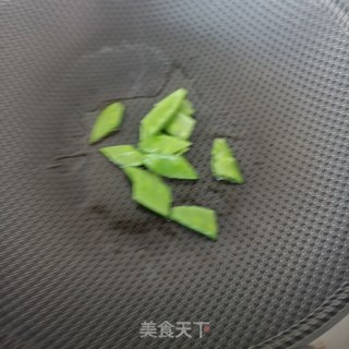 “酸甜开胃菜”菠萝咕咾肉丸的做法步骤：19