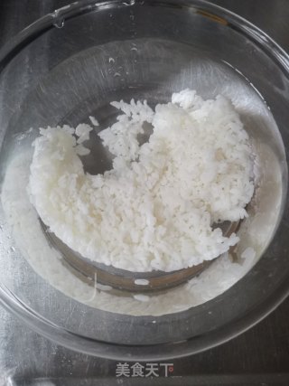 葱油粑粑（灯盏粑粑）的做法步骤：1