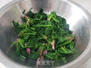 菠菜炒鹅蛋的做法步骤：7