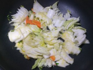 风味别致的臭干烧白菜的做法步骤：4